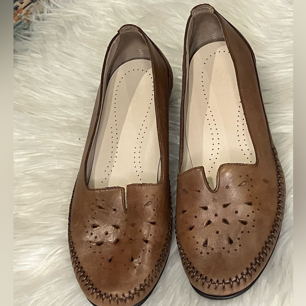 SAS Women's Tan Leather Loafers 7.5 Wide